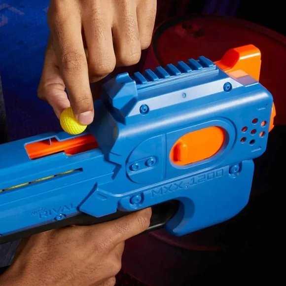 Nerf Rival Charger MXX-1200 Motorized Blaster Fun Gun, Includes 24 Nerf Rounds - Picture 4 of 6